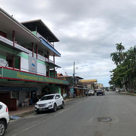 Reff Hotel Bocas Town Bagian luar foto