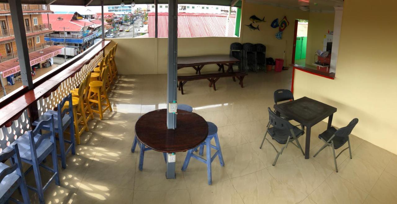 Reff Hotel Bocas Town Bagian luar foto